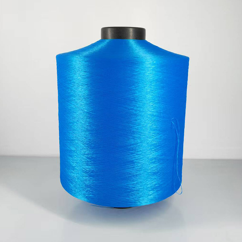 Blauw polyester garen